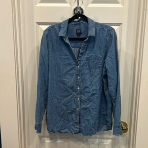 GAP Chambray shirt, size XL tall, great condition
